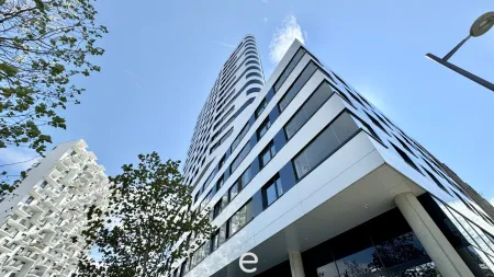 SKYTOWER am Hauptbahnhof – ausgestattetes Büro mit flexibler Nutzung und einzigartigem Ausblick