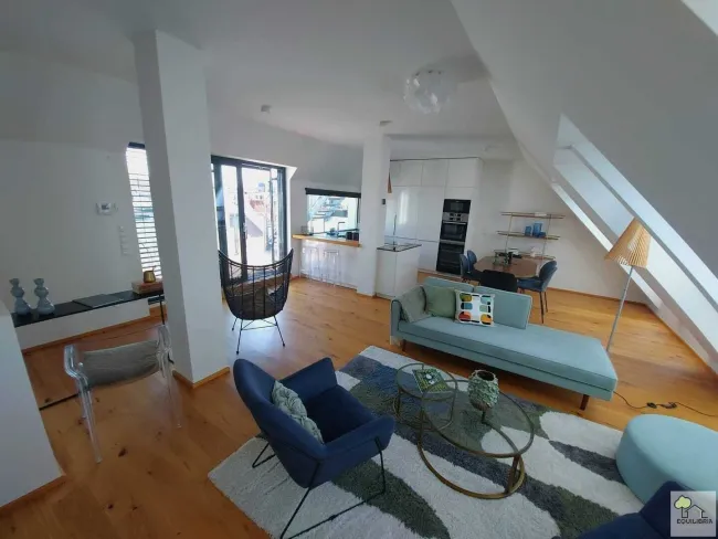 Über den Dächern Wiens – Exklusive Maisonette-Dachgeschosswohnung mit 360°-Panorama und zwei Terrassen - Bild