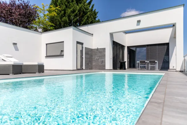 +++Exklusiver Design-Bungalow mit Salzwasser-Pool und Panoramablick über Oberpullendorf!+++ - Titelbild