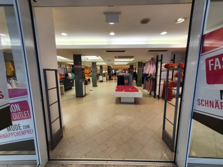 +++ Großzügige Geschäftsfläche in bester Zentrumslage von Oberpullendorf +++