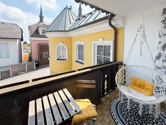 Bezirk Rohrbach: Gemütliche 2-Zimmer-Eigentumswohnung mit Balkon im 1. Obergeschoss - Titelbild
