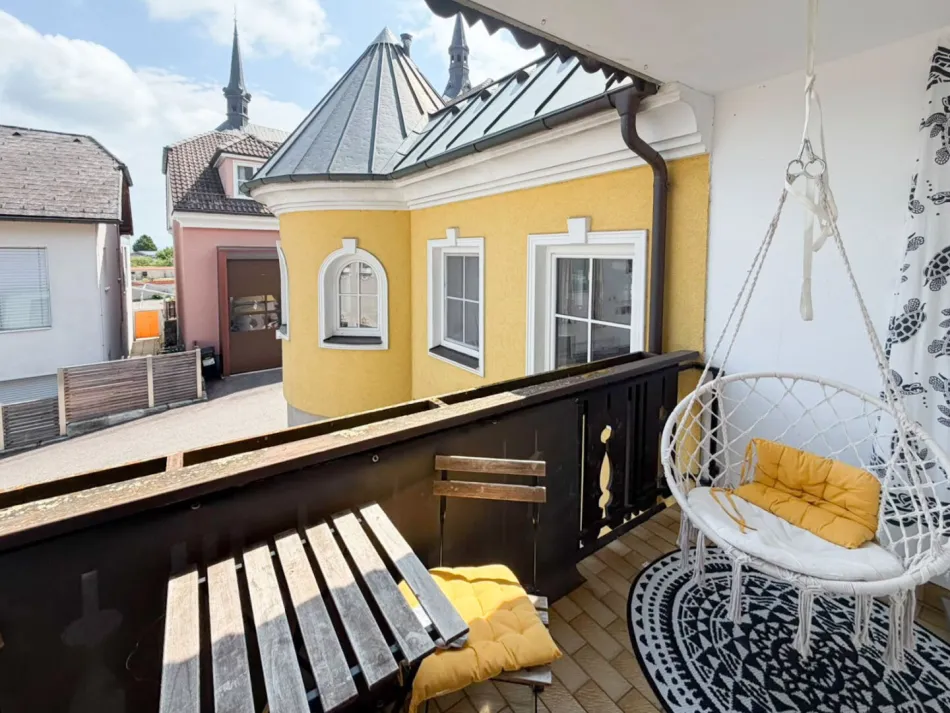 Bezirk Rohrbach: Gemütliche 2-Zimmer-Eigentumswohnung mit Balkon im 1. Obergeschoss - Titelbild