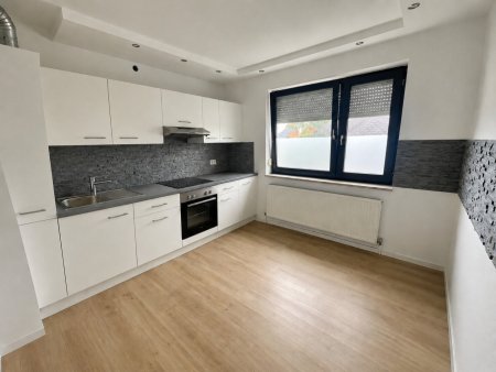 OPTIMAL GESCHNITTENE 3-ZIMMER WOHNUNG IN TRAISKIRCHEN