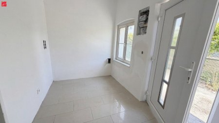 Mehrfamilienhaus mit 3 Wohneinheiten – sanierungsbedürftig mit Potenzial