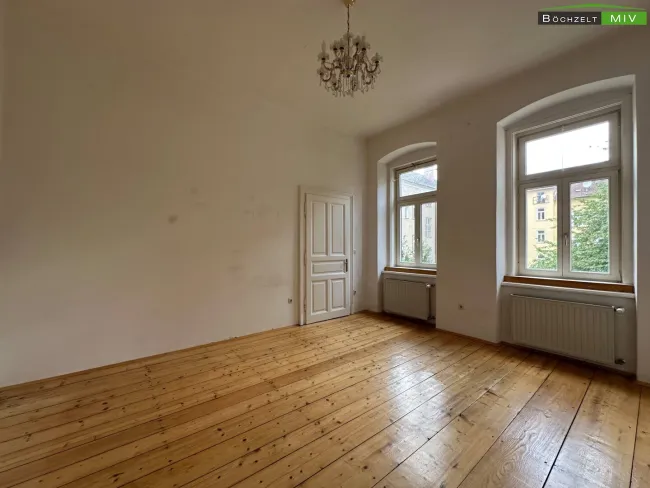 Großzügige Altbauwohnung mit ca. 119,53 m² in zentraler Lage von Leoben zu vermieten - Titelbild