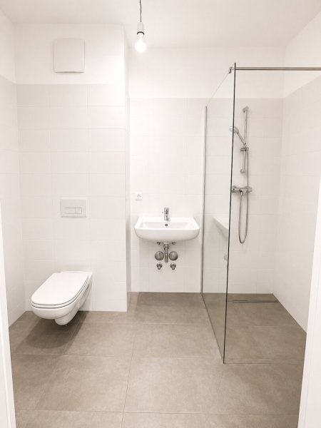 Traumwohnung im 6.Obergeschoss mit unglaublichem Weitblick über Graz, herrlicher Terrasse und Tiefgaragenparkplatz
