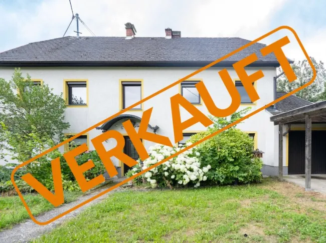 Ihr neues Zuhause in Pesenbach– gepflegtes Ein/Zweifamilienhaus mit Wohlfühlcharakter zu kaufen - Titelbild