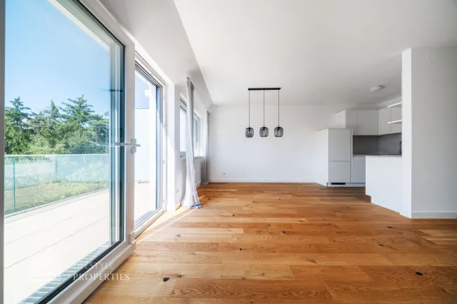 Großzügige 3-Zimmer Neubauwohnung mit Terrasse und Loggia - Bild
