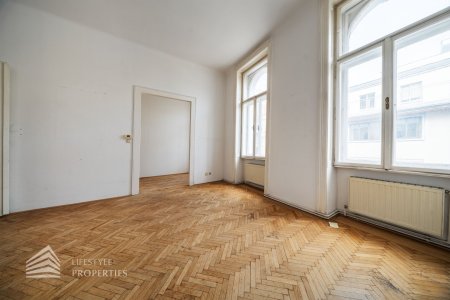 Sanierungsbedürftige 3-Zimmer Wohnung, Nähe Westbahnhof