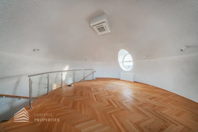 Einzigartige 7 - Zimmer Wohnung mit Terrasse in bester Lage, Erstbezug - Titelbild