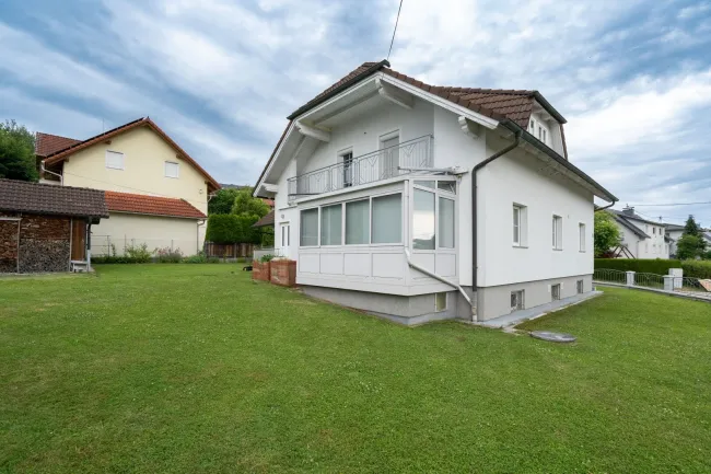 Charmantes Ein/Zweifamilienhaus mit großzügigem Garten in Neuhofen an der Krems zu kaufen! - Bild