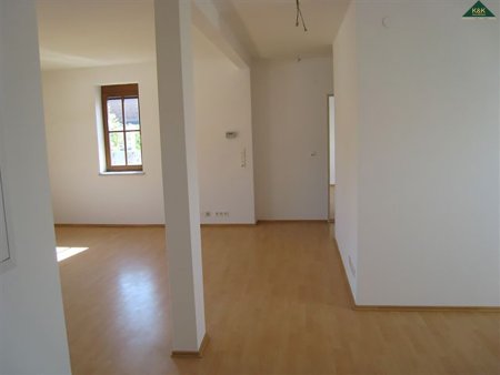 IM NATIONALPARK DONAUAUEN MIT BALKON & HOFSEITIGER GRÜNFLÄCHE - PROVISIONSFREI