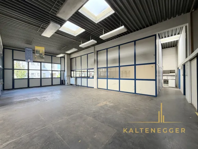 Großzügiges Lager- und Bürogebäude mit ca. 518 m² in Innenhoflage – vielseitig nutzbar - Titelbild