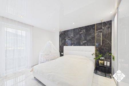 Kernsanierte 3-Zimmer-Gartenwohnung mit separatem Zusatzbereich zu kaufen!
