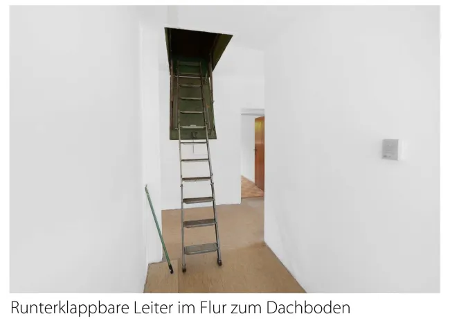 Klappleiter zum Dachboden