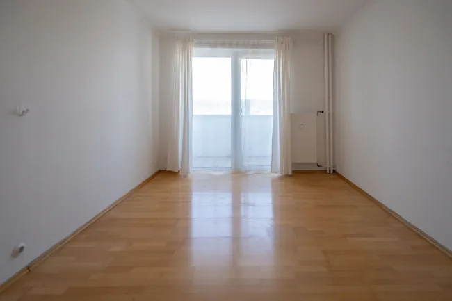 Tolle 2-Zimmer Wohnung mit schönem Ausblick - Nähe Lenaupark - Bild