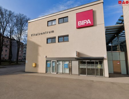 Vielseitig nutzbare 83,60 m² Geschäfts-/Ordinationsfläche im florierenden Einkaufs-/Vitalzentrum Muldenstraße mieten und von der hohen Kundenfrequenz profitieren! Provisionsfrei!