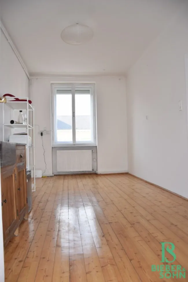 Großes Zimmer