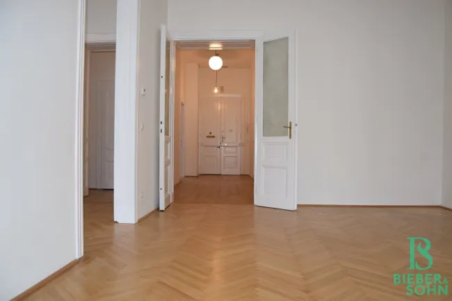 Zimmer 1/Blick Vorraum/Eingang