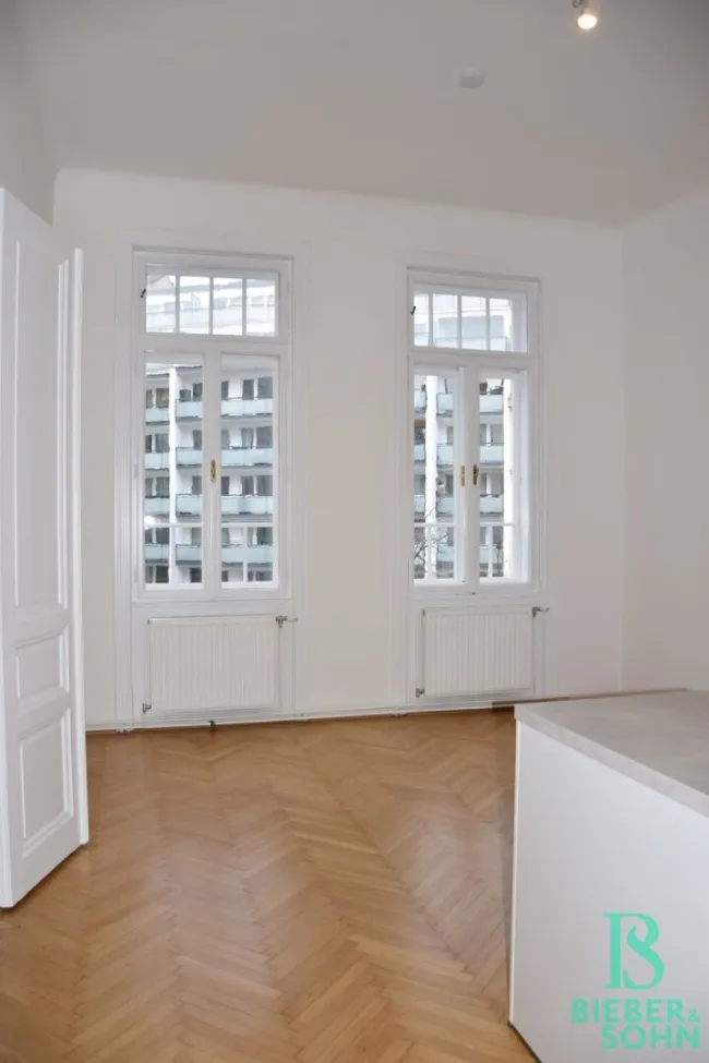 Küche mit Essplatz