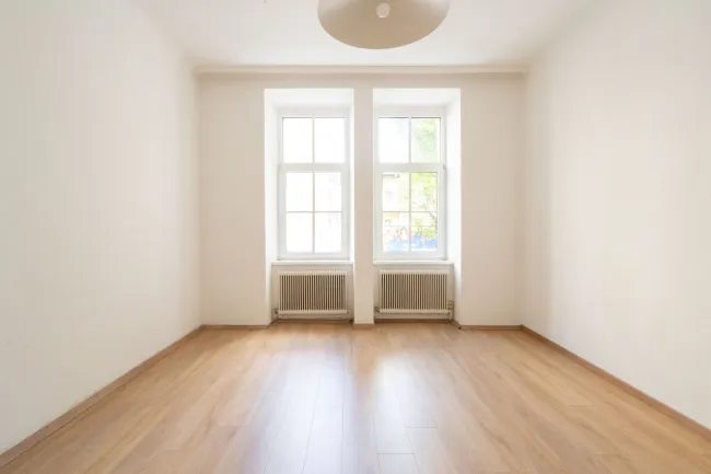 Attraktives Wohnungspaket mit Entwicklungspotenzial in zentraler Linzer Lage – Schillerstraße - Bild