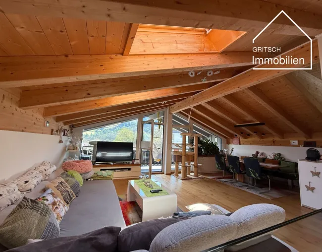 HALL - Exklusive Maisonette - Dachgeschosswohnung mit Südterrasse - Titelbild