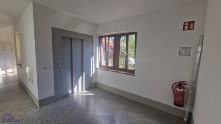 Charmante 1-Zimmer-Wohnung mit Terrasse im DG in 1120 Wien – Top Preis!