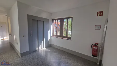Charmante 1-Zimmer-Wohnung mit Terrasse im DG in 1120 Wien – Top Preis!