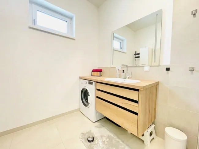 Bad mit WC & Dusche
