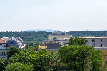 Luxusapartment mit Blick auf die Gloriette – 252 m² Dachgeschoß mit Balkon und Terrasse