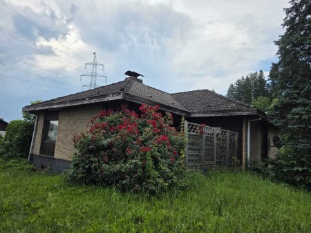 Charmantes Einfamilienhaus mit 4 Zimmern, Terrasse und Garage in Klagenfurt am Wörthersee!
