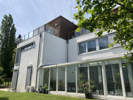 Luxuriöse Villa in urbaner Grünruhelage im 19. Bezirk, für anspruchsvolle Besitzern und Investoren.