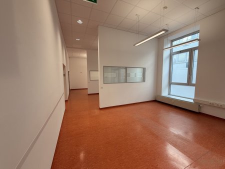 Neuwertiges Büro/Praxis I ca. 88m² I in St. Pölten I nähe Bahnhof