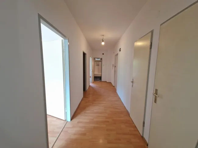 Ihr neues Zuhause in Penzing: 3 Zimmer, Balkon, Lift – sofort beziehbar - Bild