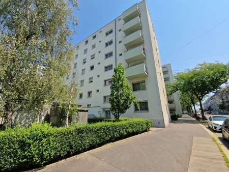Ihr neues Zuhause in Penzing: 3 Zimmer, Balkon, Lift – sofort beziehbar