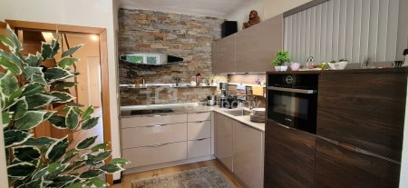 Modernisiertes Einfamilienhaus mit 500 qm Grund und Doppelgarage nahe U6-Station Alterlaa in Liesing