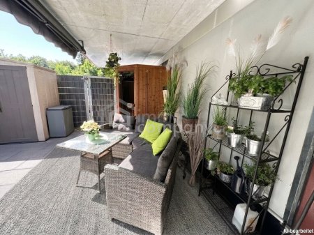 DORNBIRN-Gartenwohnung/Terrassenwohnung, ca. 57 m2 + beheizter, ganzjährig nutzbarer Wintergarten ca. 19 m2, Gesamt-Wohn-NFL ca. 76 m2, Wohnempfinden/Wohlfühl-Atmosphäre wie in einer 3-Zimmer-Wohnung, inkl. 1 TG. + Kellerabteil.