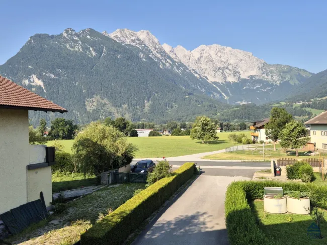 LÄNDLICH: Garconniere mit Balkon in Kuchl - Kellau - Titelbild