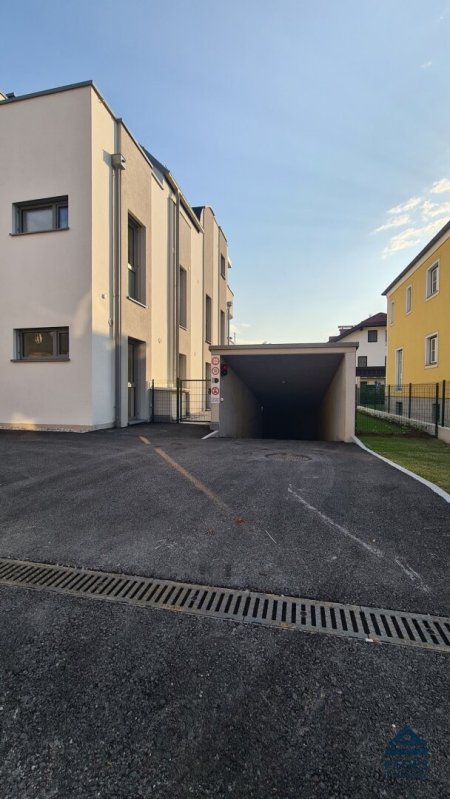 Tiefgaragenplatz Salzburg - Josefiau
