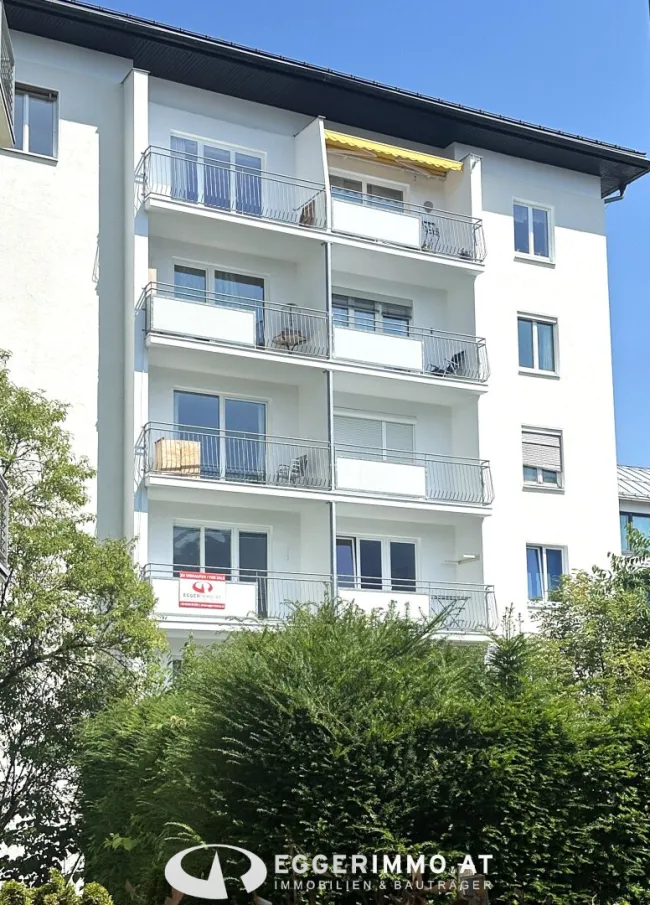 5700 Zell am See; ca. 95 m² Wohnung mit viel Potential ! raffinierter Grundriss, 2 Balkone, Kachelofen, Lift im Haus, ideal als Personalwohnung !! - Titelbild