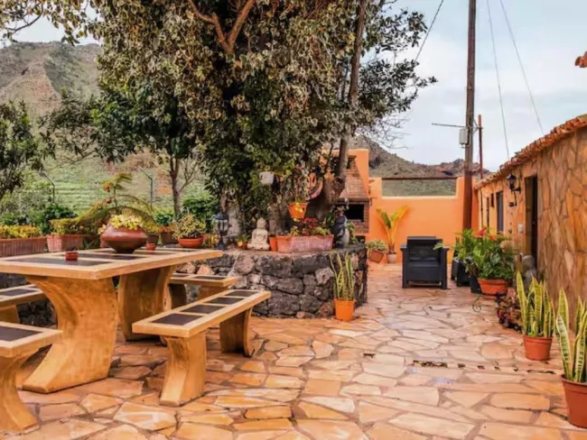 Teneriffa: Authentisches Kanarisches Landhaus zur Eigennutzung oder touristischen Vermietung - Titelbild