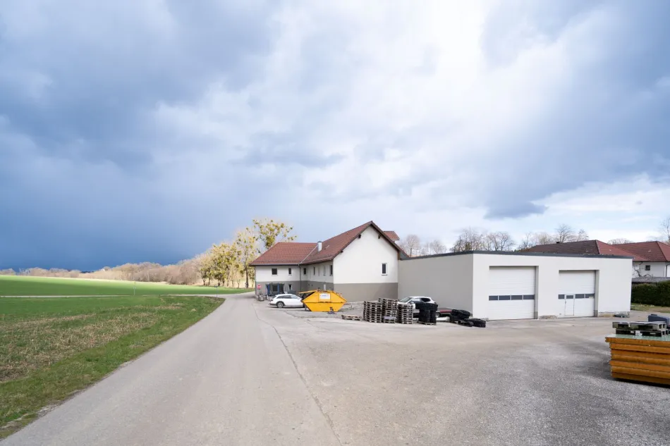 Wohn- und Gewerbeobjekt mit Entwicklungspotenzial in Sipbachzell zu kaufen - Bild