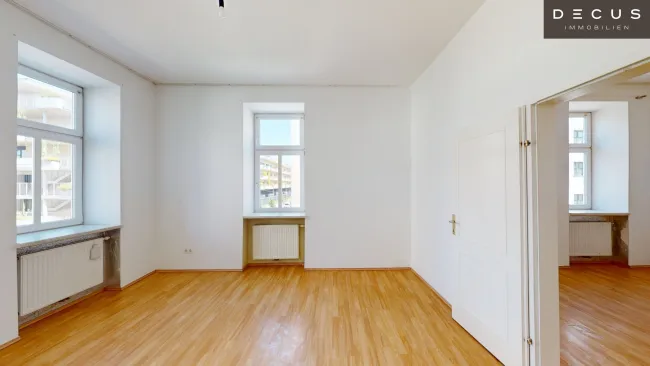 | 3 ZIMMER | LICHTDURCHFLUTET | VIEL POTENTIAL | - Bild