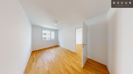 / 2 ZIMMER / VERFÜGBAR AB 1.10.2026/ NACHHALTIGES WOHNEN / KAGRAN / BALKON