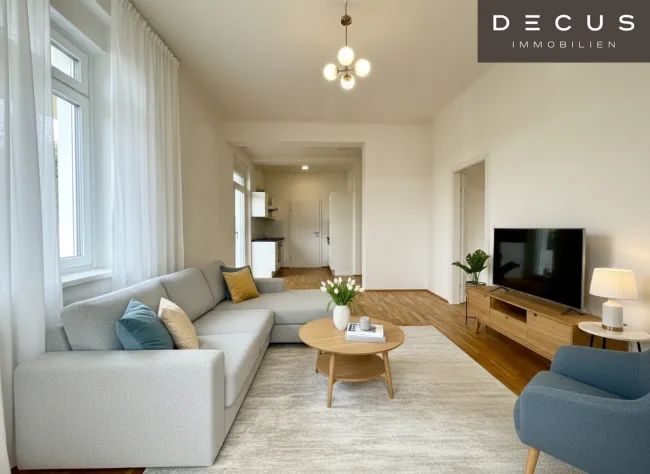 | CHARMANTE 2-ZIMMER WOHNUNG MIT GROSSZÜGIGER SW-TERRASSE | IN WUNDERSCHÖNER ALTBAU-VILLA | HELL & GEMÜTLICH | IDEAL FÜR STUDENTEN, SINGELS ODER PÄRCHEN | NÄHE MED-UNI | TOP LAGE - Titelbild