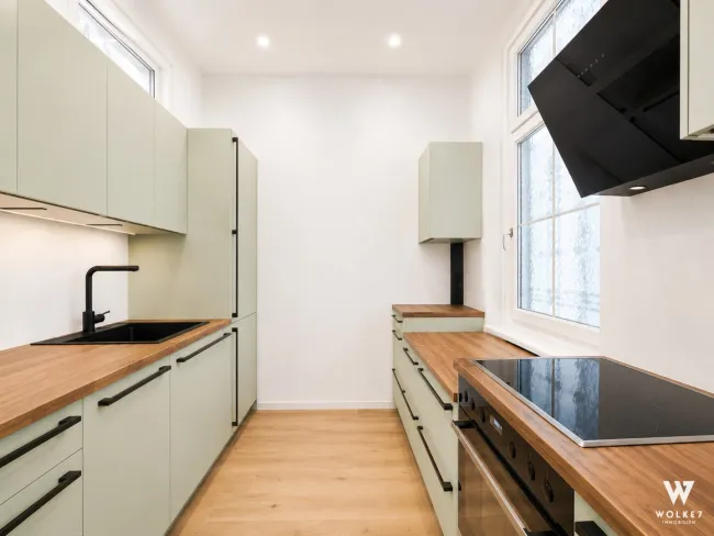 Erstbezug: Stilvoll sanierte 2-Zimmer-Wohnung | U6 Dresdner Straße in 2 Gehminuten - Bild