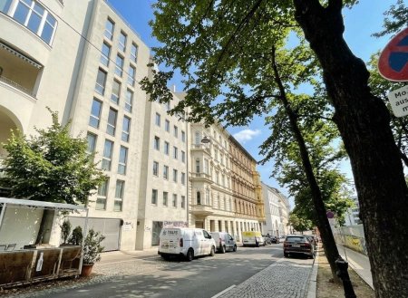 Entzückende Wohnung in gepflegtem Neubau mit Terrasse & Parkplatz in Top Lage
