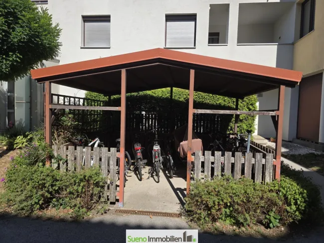 Fahrrad-Insel im Freien