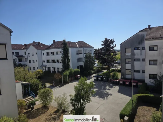 Blick von der Wohnung in den Garten