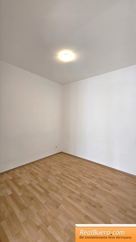 UNBEFRISTETE ALTBAUWOHNUNG IN DER FERNKORNGASSE